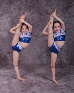 dance duo heel stretch